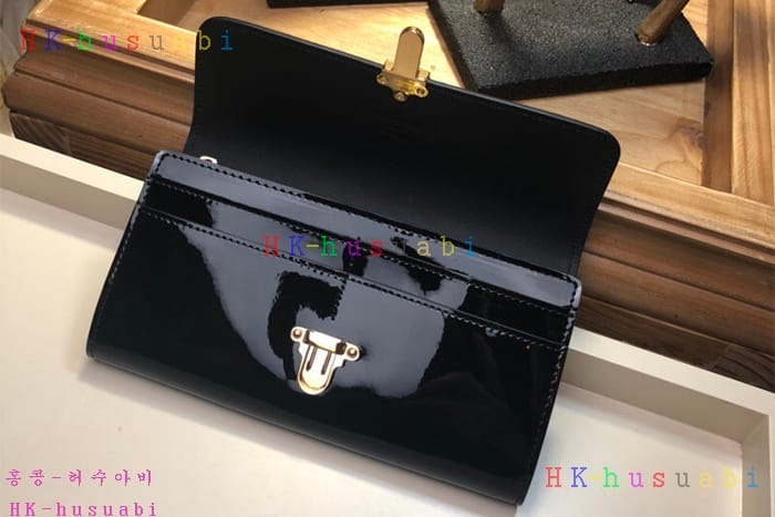 �ڹ̷��ޡ� ���̺��� ü����� ���� M62558