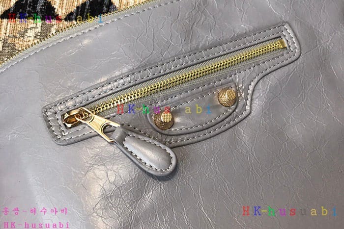 �ڹ̷��ޡ� �߷��þư� Ŭ��ġ�� BL 356A-2