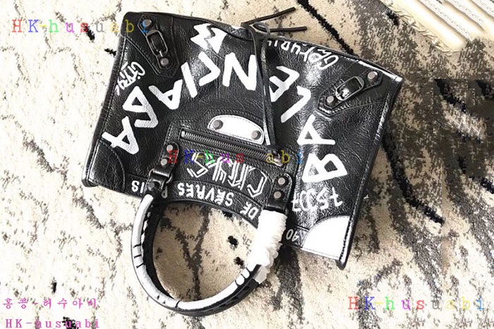 �ڹ̷��ޡ� �߷��þư� ��Ƽ�� BL 697S135