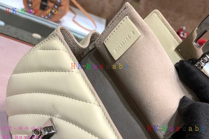 �ڹ̷��ޡ�2018SS ���ο� ������� �̴� ũ�ν��� CL 45540-2