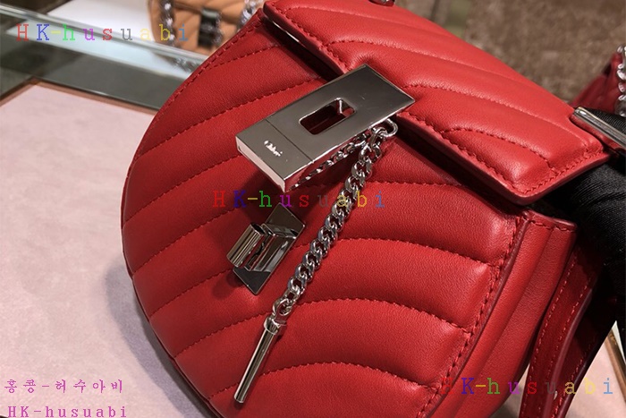 �ڹ̷��ޡ� 2018SS���ο� ������� �̴� ũ�ν��� CL 45540-4