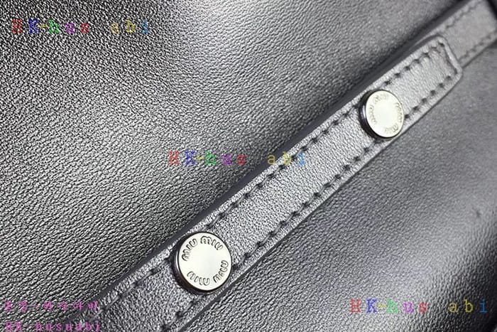 �ڹ̷��ޡ� �̿�̿� ü�� ũ�ν���  5MP001-4