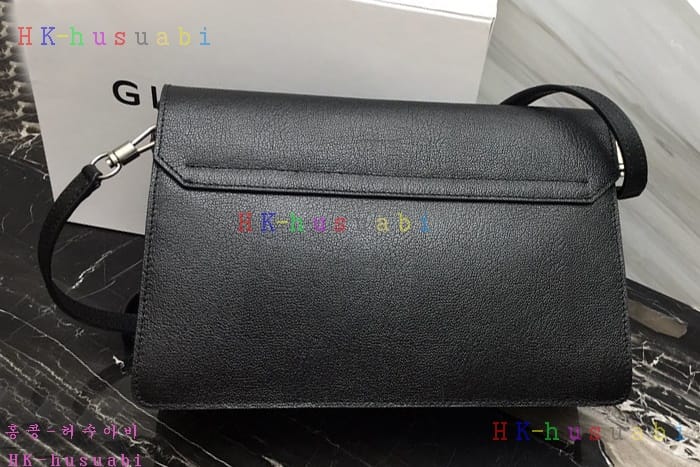 �ڹ̷��ޡ� ����� GV3 ũ�ν��� GV 50101-2