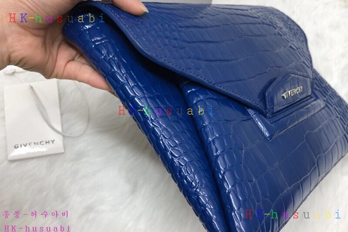 �ڹ̷��ޡ� ����� ��Ƽ���� Ŭ��ġ GV 28622-3