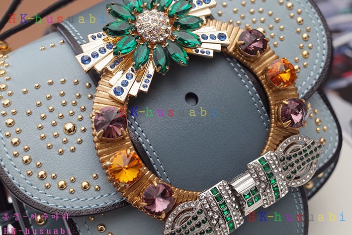 �ڹ̷��ޡ� �̿�̿� �̿췹�̵� ����� MM 5BH019