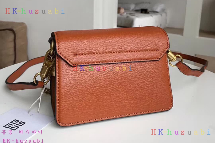�ڹ̷��ޡ� ����� GV3 ũ�ν��� ����  GV 50100-2