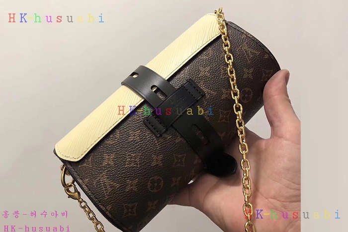 �ڹ̷��ޡ� ���̺��� �۶� ���̽� LV M44158