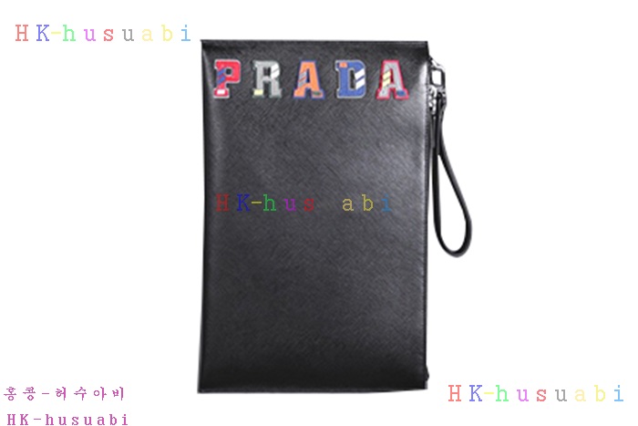 �ڹ̷��ޡ� ����� ���ǾƳ� ���� Ŭ��ġ�� P 2NG001