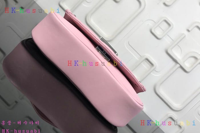 �ڹ̷��ޡ� ���̺��� �����̺� ü�ι� M51933