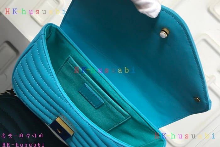 �ڹ̷��ޡ� ���̺��� �����̺� ü�ι� M51936