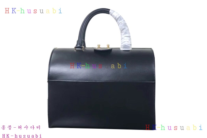 �ڹ̷��ޡ� ���̺��� ���ǵ� ���͹� M53041