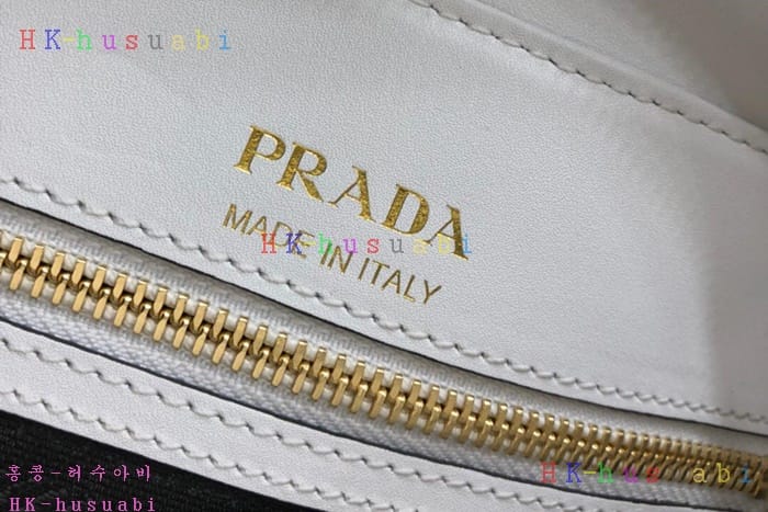 �ڹ̷��ޡ� ����� �ڹ�����Ʈ ī�޶�� P  1BH093-6