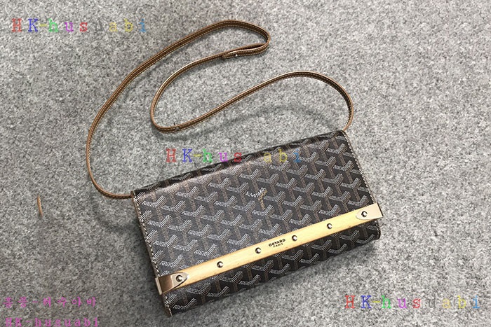 �ڹ̷��ޡڰ��ߵ� ���� ī���ι�  GA 692254-4