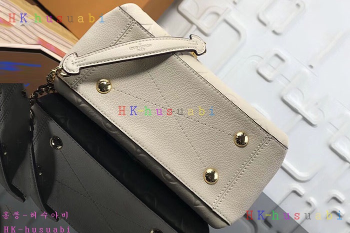 �ڹ̷��ޡڷ��̺��� ������ M43877
