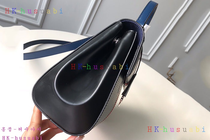 �ڹ̷��ޡڷ��̺��� ���� Ŭ��Ϲ� M41305-3