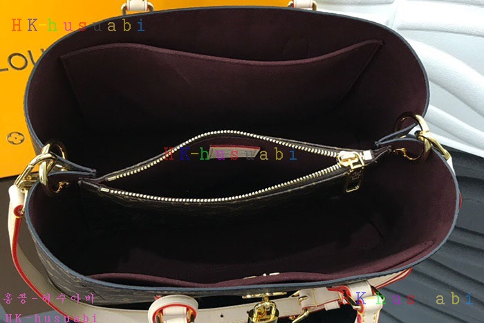 �ڹ̷��ޡڷ��̺��� �ö�� ��Ʈ�� M43551