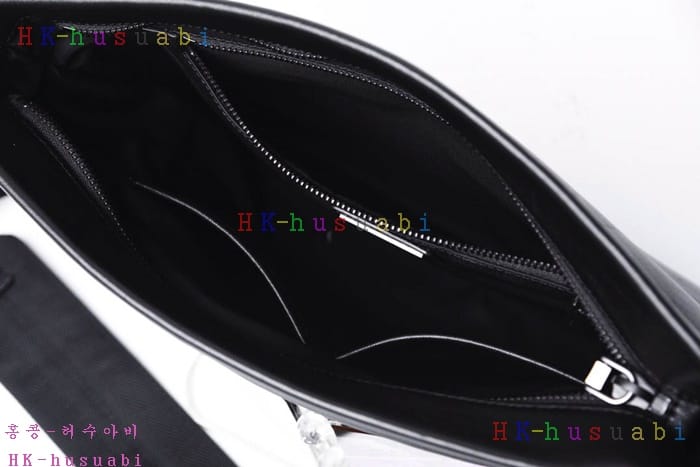 �ڹ̷��ޡ� ����� �ΰ� ũ�ν��� P 2VH057