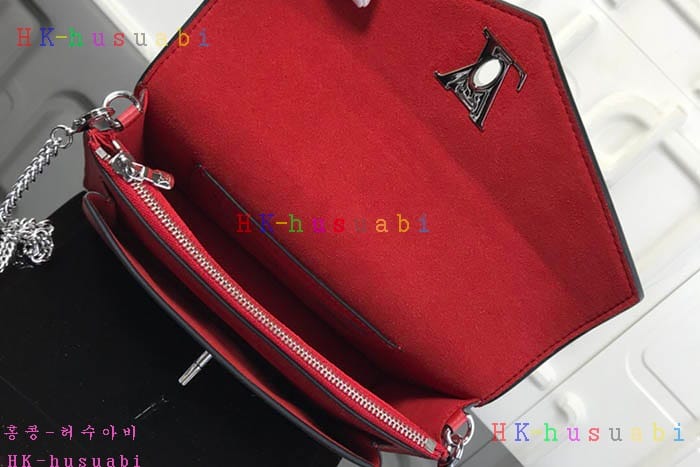 �ڹ̷��ޡ� ���̺��� ���̶��� ü�μ�� ũ�ν���  LV M51419
