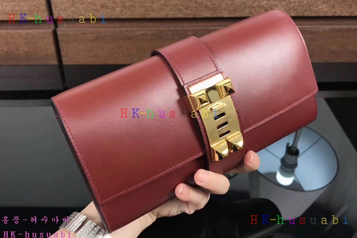 �ڹ̷��ޡ� �����޽� �޵��� Ŭ��ġ H 53226-2