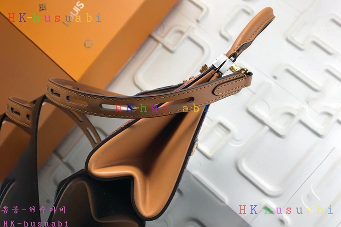 �ڹ̷��ޡ� ���̺��� ũ��� ������ ��Ʈ�� M43946