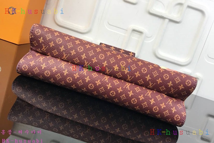 �ڹ̷��ޡ� ���̺��� ũ��� ������ ��Ʈ�� M43946