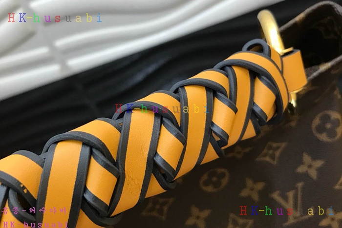 �ڹ̷��ޡ� ���̺��� ���׷� ��ġ �Ż�  M40249