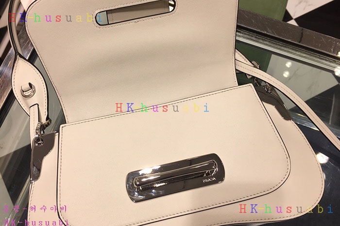 �ڹ̷��ޡ� ����� �õ��� ����� PR 1BD168-3