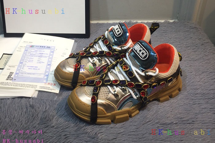 NEW ���� �������� ����Ŀ�� GU 667013
