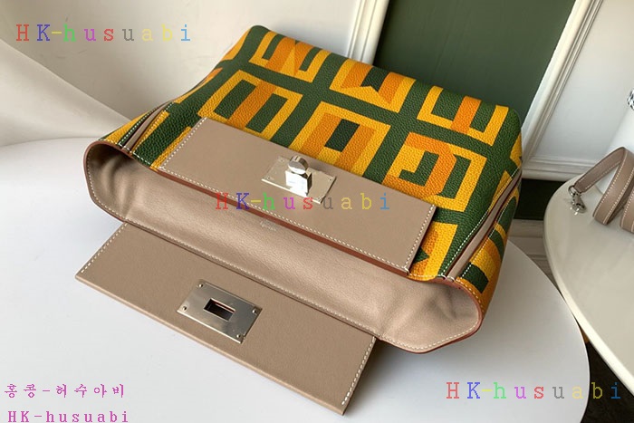 �ڹ̷��ޡ� �����޽� �̸�2424 H 658997-3