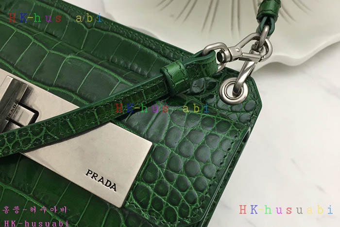 �ڹ̷��ޡ� ����� �̴� ũ�ν���  PR 1DH007-3-1