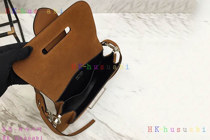 �ڹ̷��ޡ� ����� �õ��� �����  PR 1BD168-3