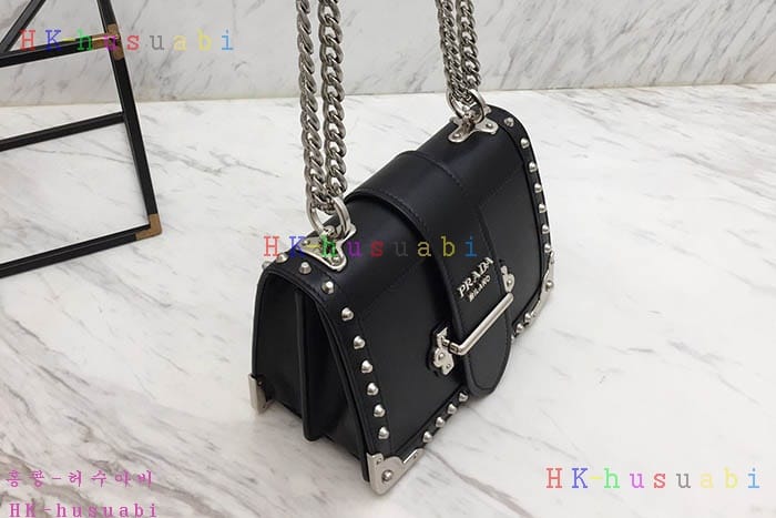 �ڹ̷��ޡ� ����� ī�̿��� PR 1BD045-6