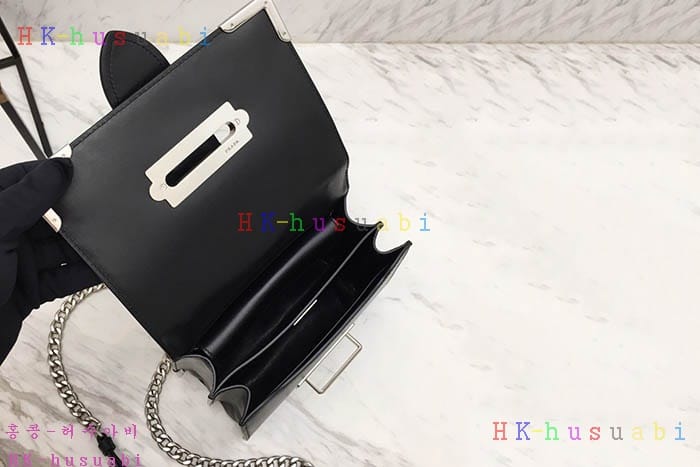 �ڹ̷��ޡ� ����� ī�̿��� PR 1BD045-6