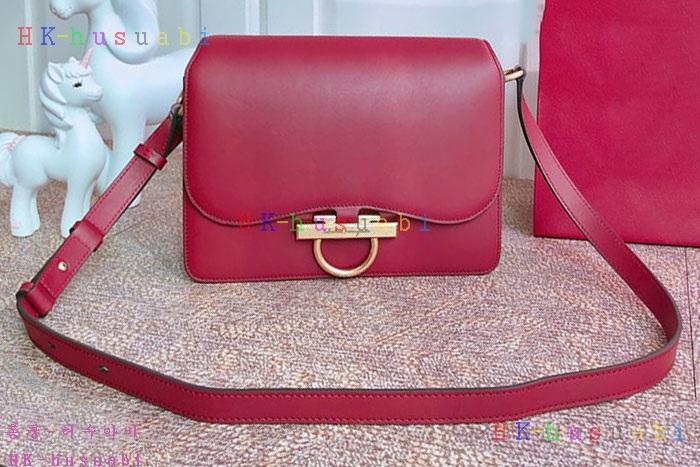 �ڹ̷��ޡ� �䷹���� Ŭ���� �÷��� P 21H321-2