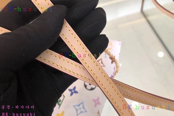 �ڹ̷��ޡ� ���̺��� ��Ƽ �ȶ� Ŭ��ġ  M41638-2