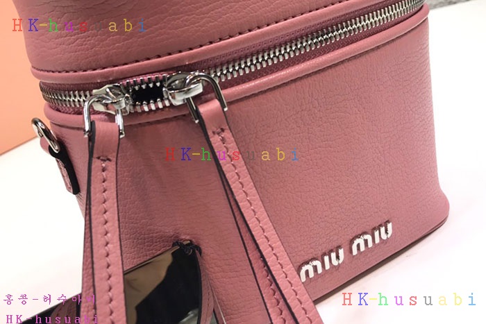 �ڹ̷��ޡ� �̿�̿� ���� ����� MU 5BH122