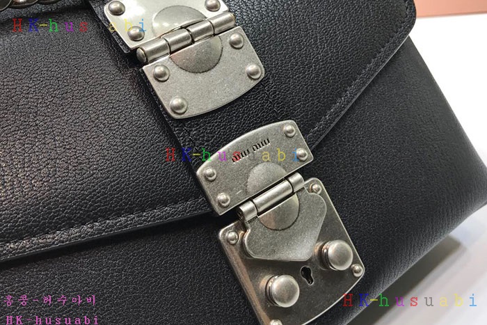�ڹ̷��ޡ� �̿�̿� ü�� ����� MU 5BD100-2