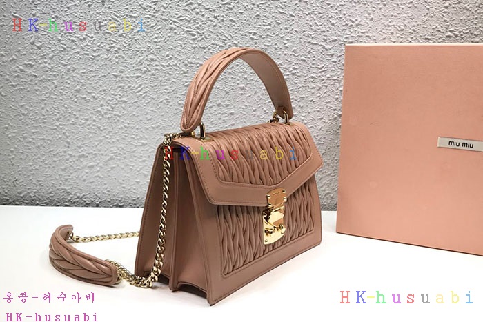 �ڹ̷��ޡ� �̿�̿� ���ǵ��� ��Ʋ�� ��Ʈ�� MU  5BA094����