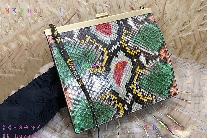 �ڹ̷��ޡ� ������ �̴� Ŭ�������� CL 181053 (����)
