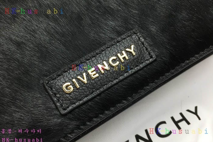 �ڹ̷��ޡ� ����� �����ٵ� ũ�ν��� GV 2998010