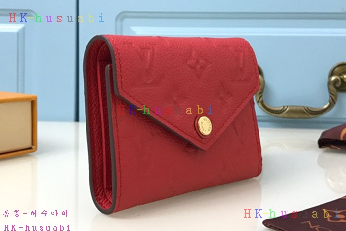 �ڹ̷��ޡ� ���̺��� ���丰 ���� M64061-2