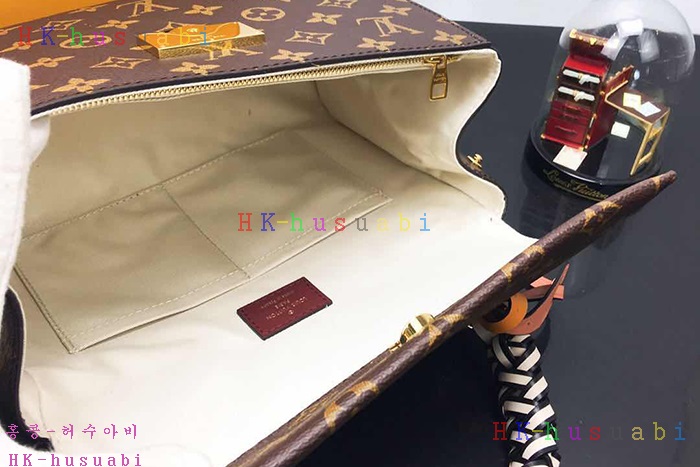 �ڹ̷��ޡ� ���̺��� Ŭ��� BB M43982