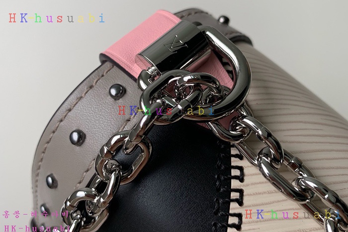 �ڹ̷��ޡ� ���̺��� Ʈ����Ʈ ü�ι�  M50282-1