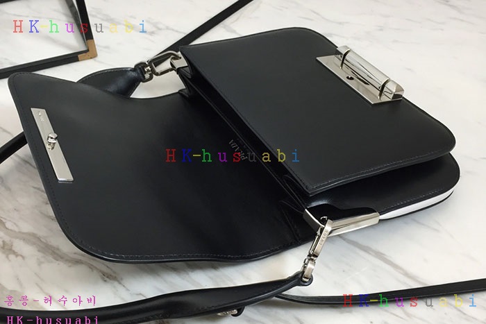�ڹ̷��ޡ� ����� �ú��� ���� ����� P 1BD165-12