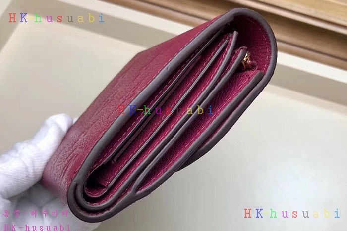 �ڹ̷��ޡ� ���̺��� �Ƹ��� ���� M64148-2