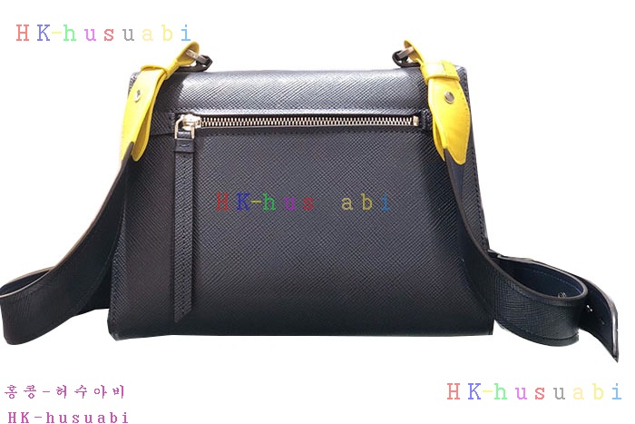�ڹ̷��ޡ� ����� ���ǾƳ� ����� P 1BD186-3