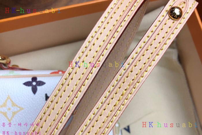 �ڹ̷��ޡڷ��̺��� ��Ƽ ����Ʈ ũ�ν��� LV M40055