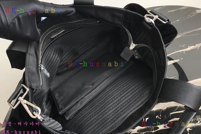 �ڹ̷��ޡ� ����� �к긯 ���̺�� P 1BG102
