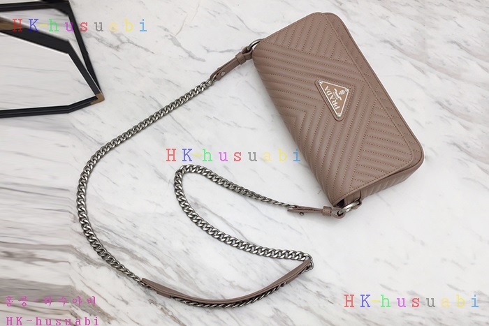 �ڹ̷��ޡ� ����� ���̾�׷� ü�� ũ�ν��ٵ��  P 1BD164-2