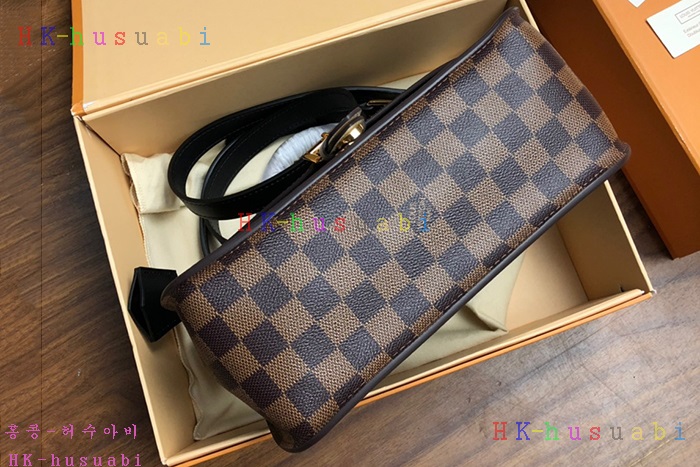 �ڹ̷��ޡ� ���̺��� ũ�ν��ٵ� ��Ʈ�� N40146